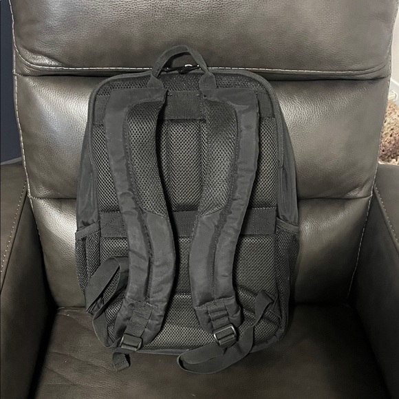 Samsonite Black and Orange Men's Backpack - Picture 3 of 5